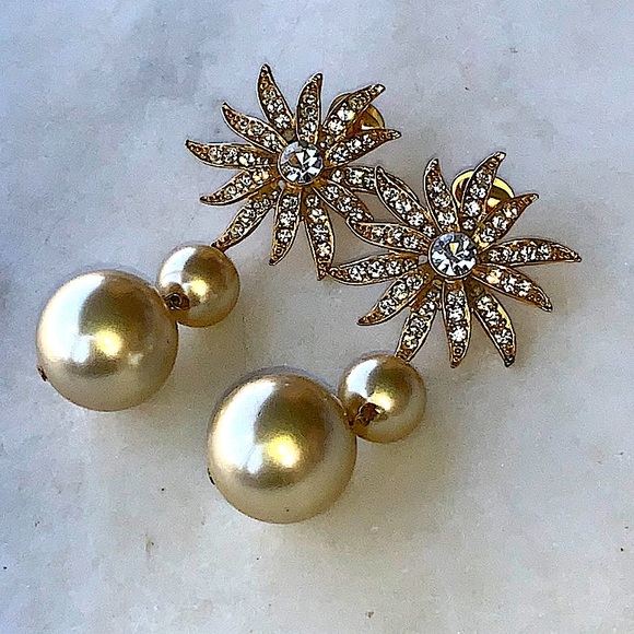 TARA EARRINGS CLIP ON GOLD PEARL DANGLES CRYSTALS FLOWER 3 1/2 IN SAMPLE VINTAGE - Picture 4 of 8